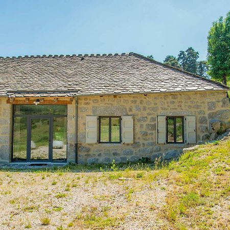 Gite De La Grange - Domaine De Coulagnettes Serverette Exterior photo