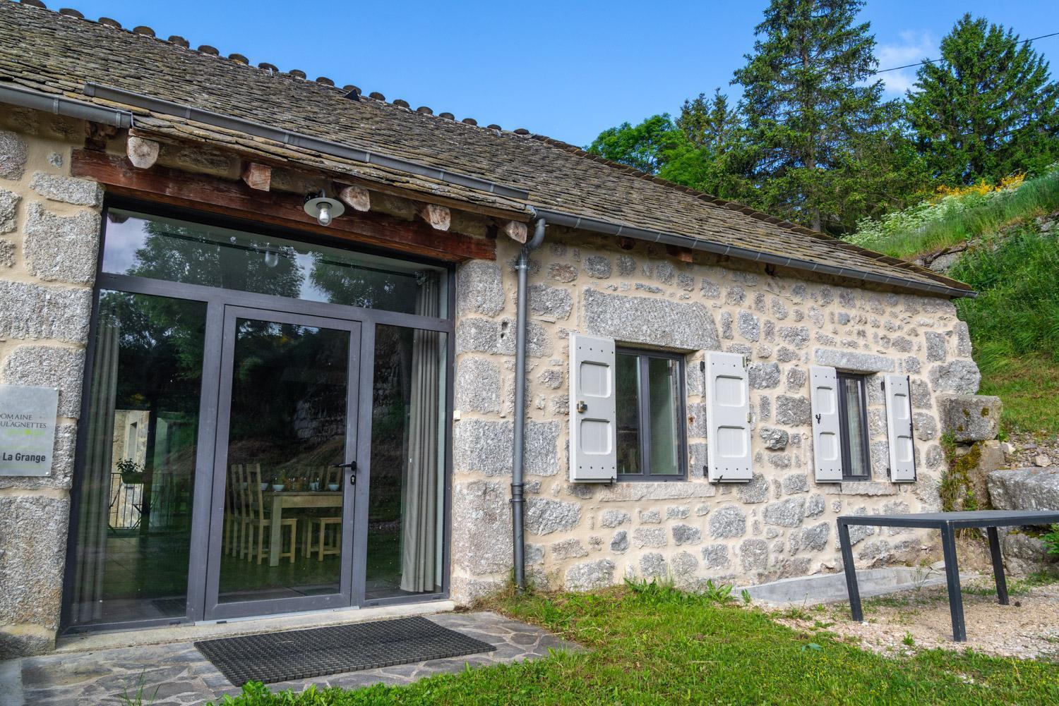 Gite De La Grange - Domaine De Coulagnettes Serverette Exterior photo
