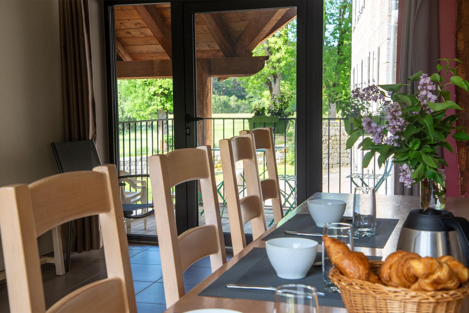 Gite De La Grange - Domaine De Coulagnettes Serverette Exterior photo